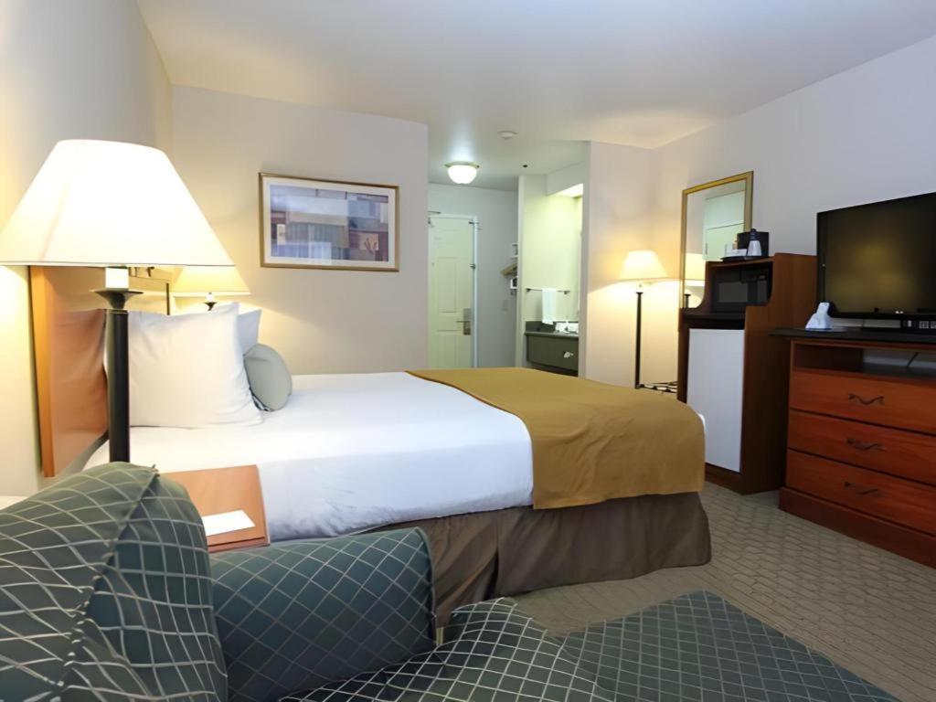 Best Western Plus Twin View Inn And Suites Redding Kültér fotó